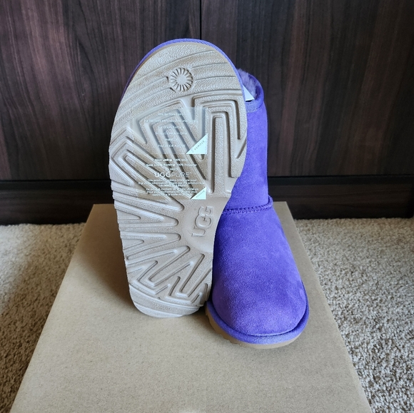 UGG Kids Classic 2 Purple - Picture 5 of 7